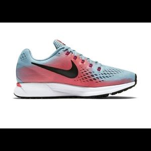 Nike Zoom Zoom Pegasus 34 running shoes